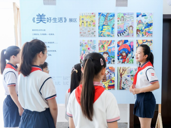 添盈聚富 墙画里的美育课，体验中的生涯路：上海这所学校用艺术点亮成长